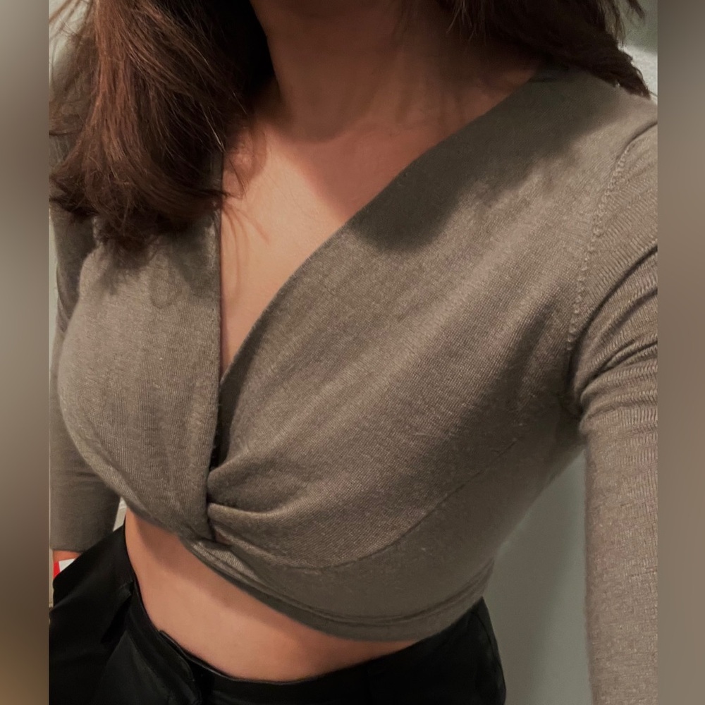 Brunello Cucinelli Spring Cashmere Gray Crop Wrap Top